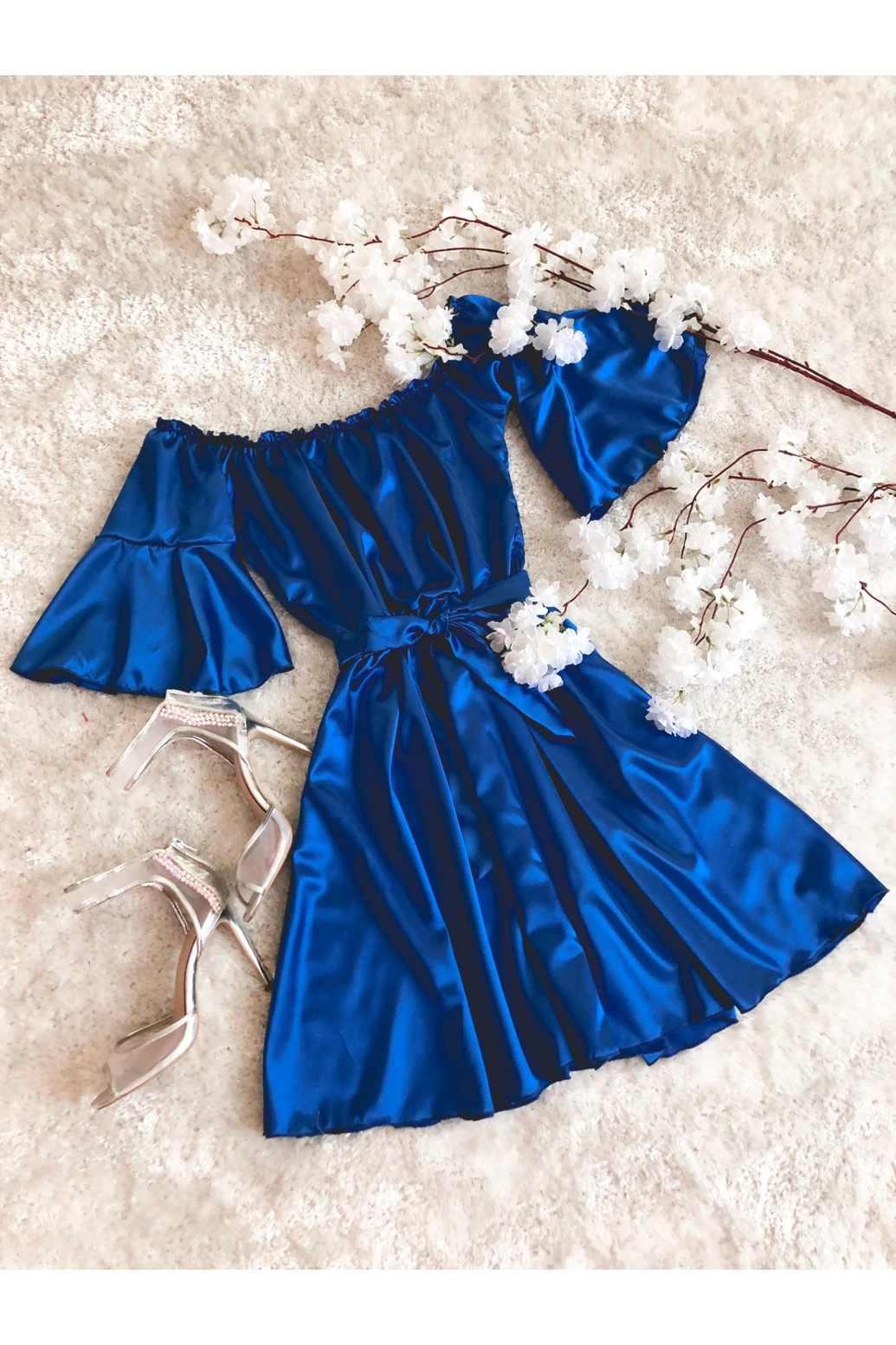 Katie ruha -Királykék