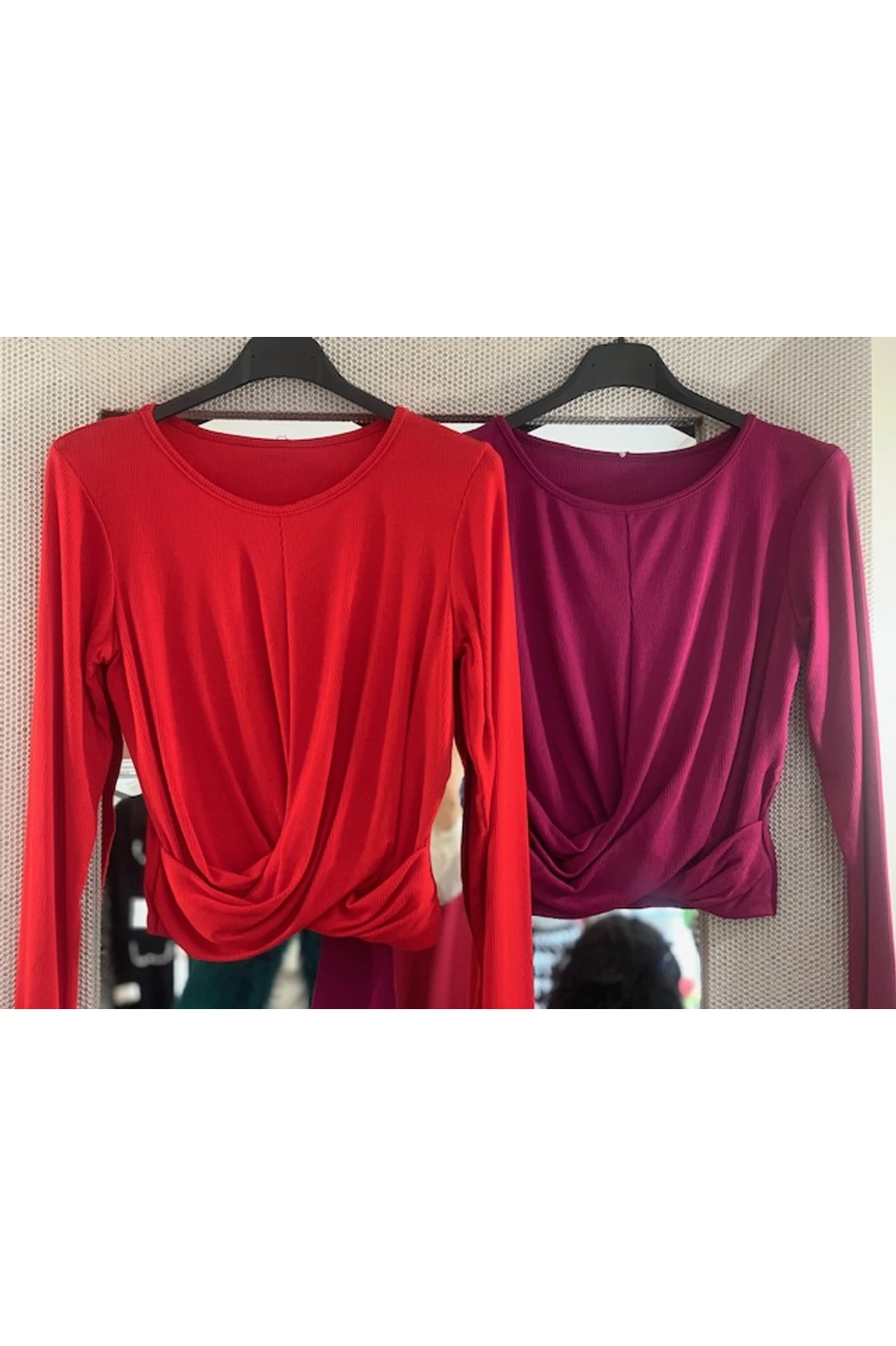 Tavaszi piros felső  - tavasz típusnak  