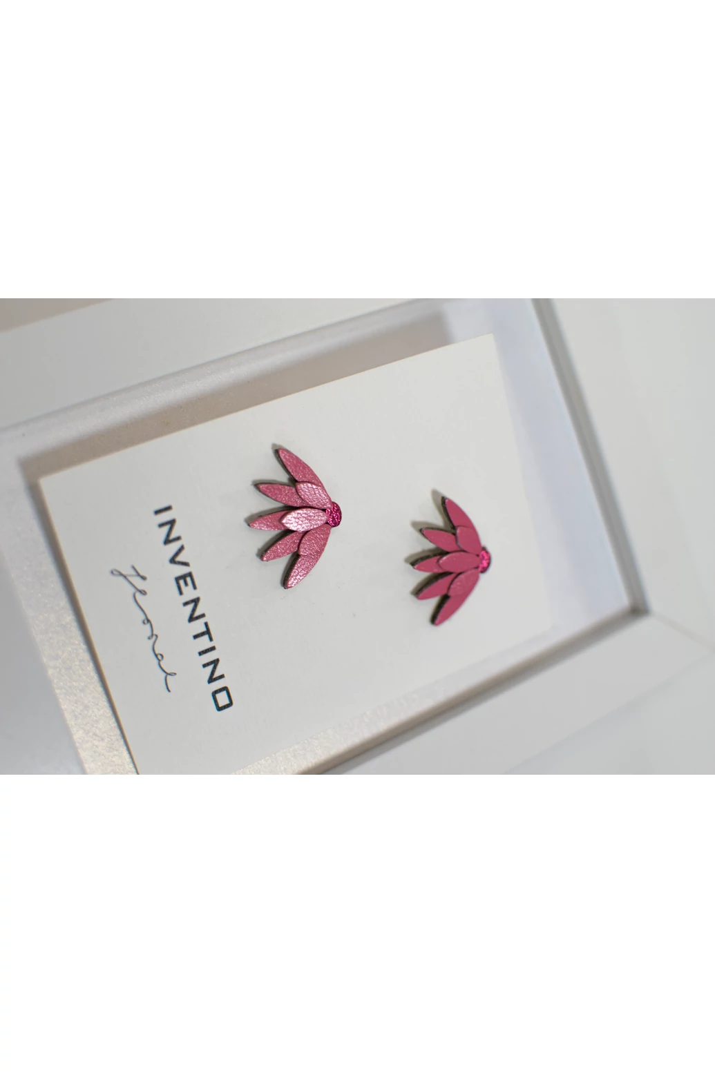  Inventino_Floral_Mono_gyöngyház rózsaszín_tavasz