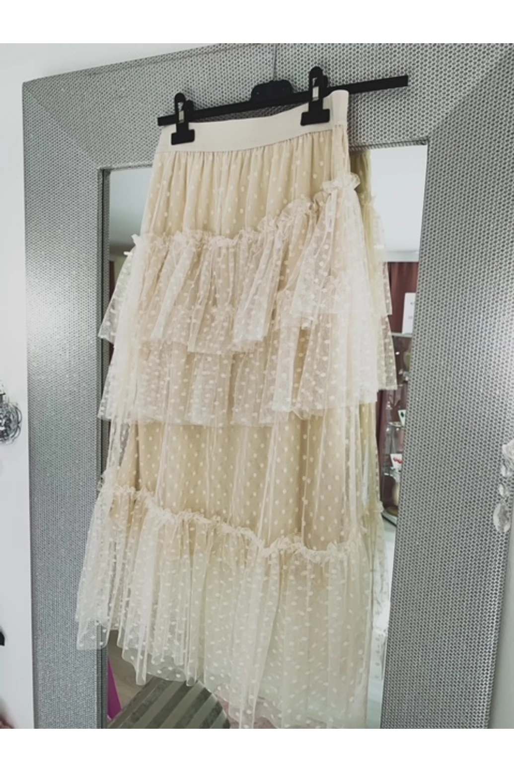 Tüll szoknya  bézs színben