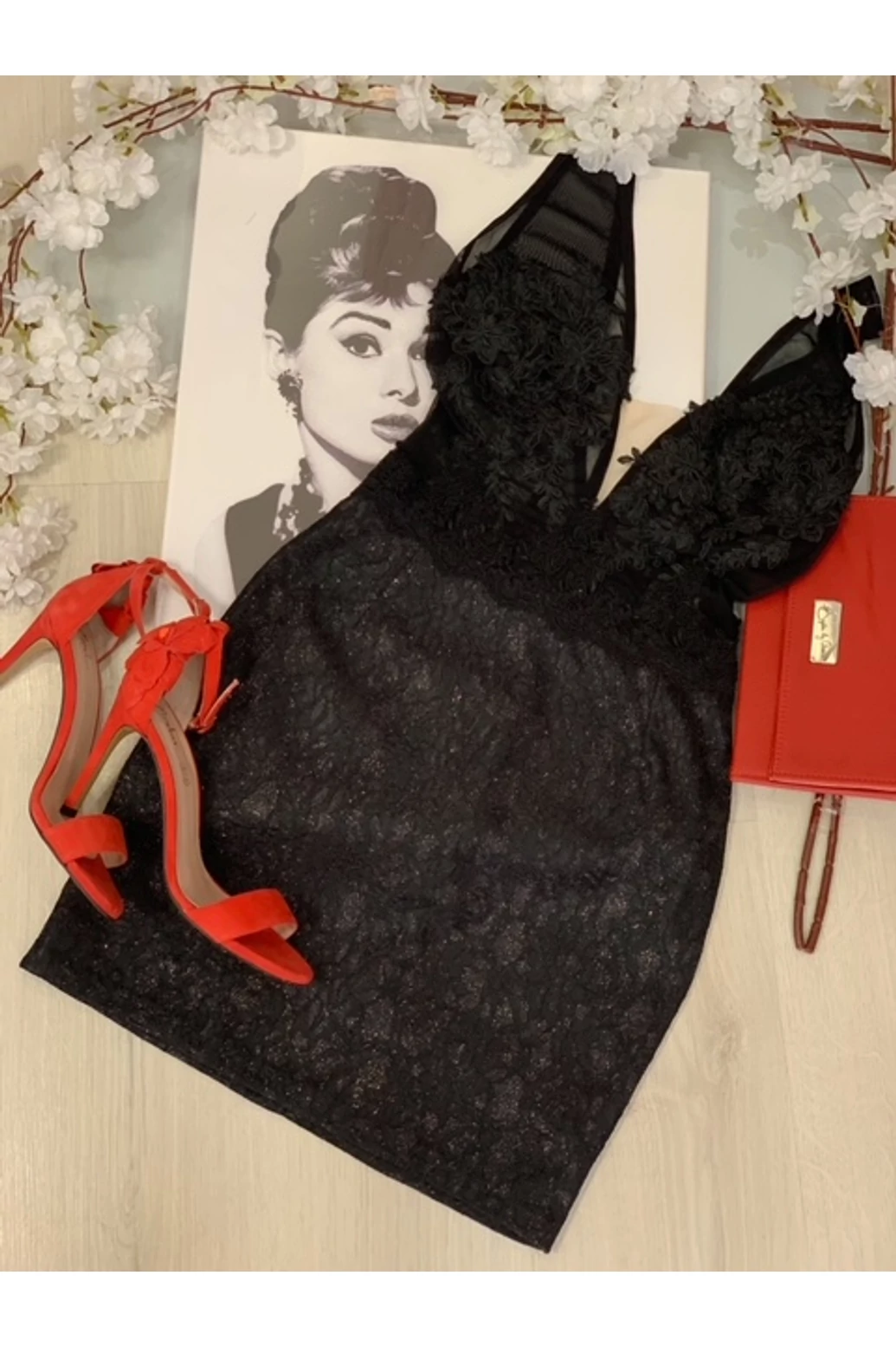 Fekete ruha kézi varrással csipkézett felső résszel  -Delia by Kathia Dobo 