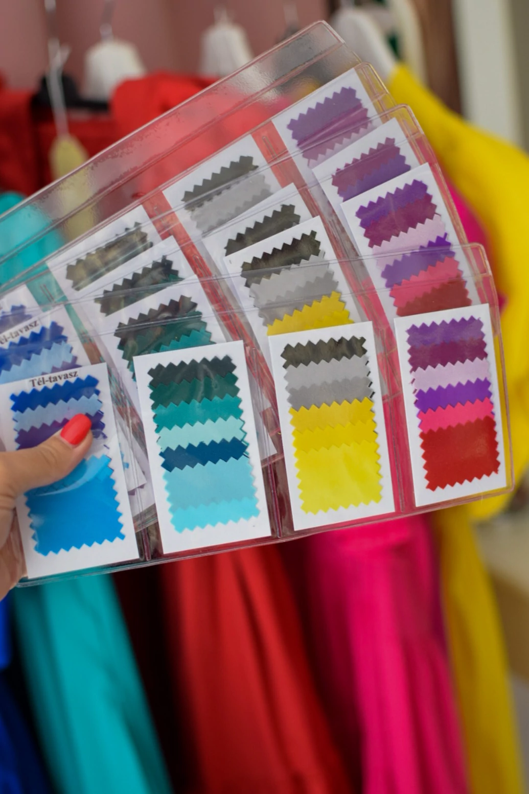 Színkártyák - Delia