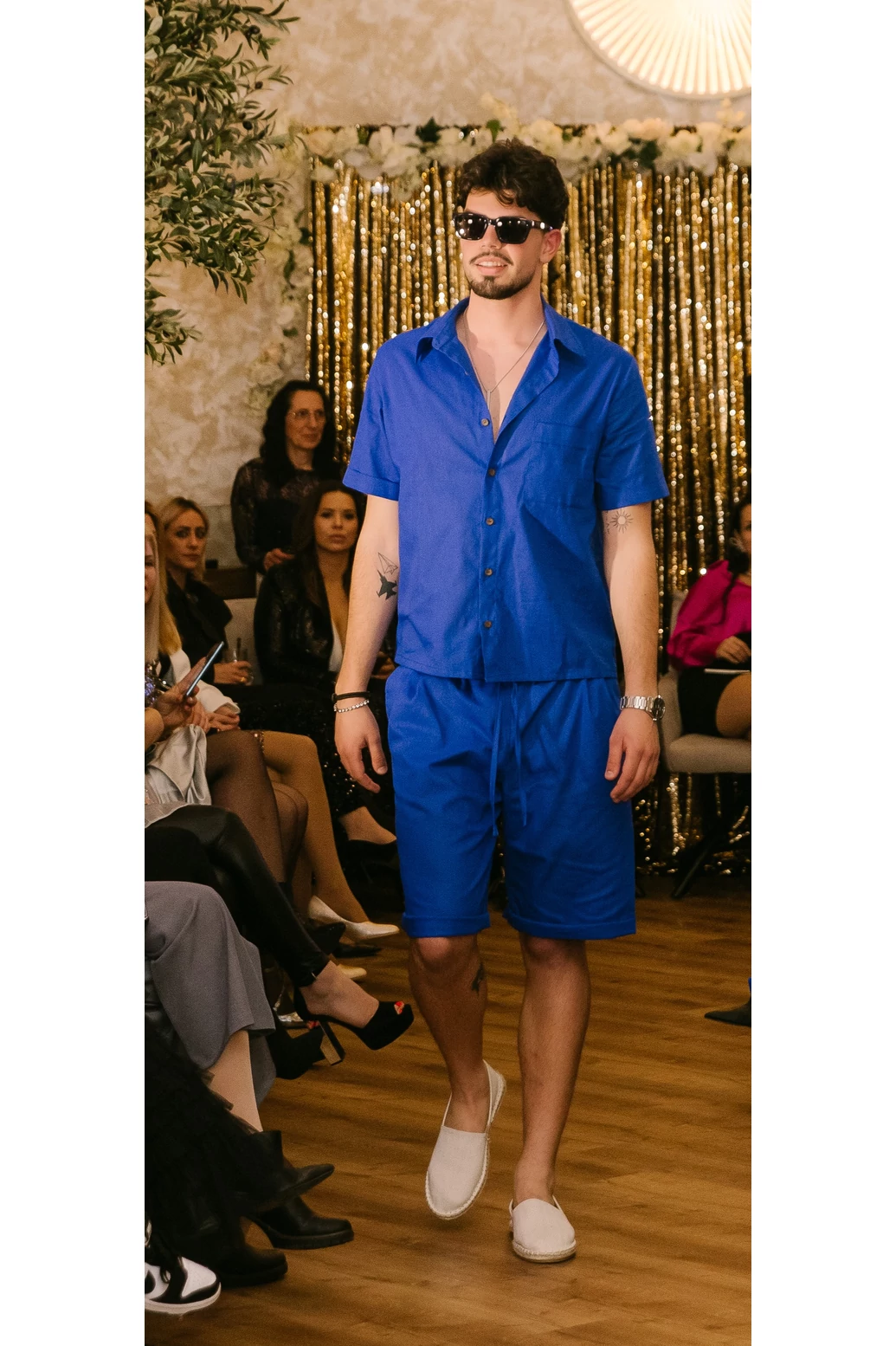 Nico - férfi szett - bermuda, rövid ujjú gombolós ing - királykék színben 