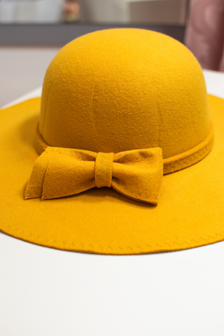 Mustársárga kalap